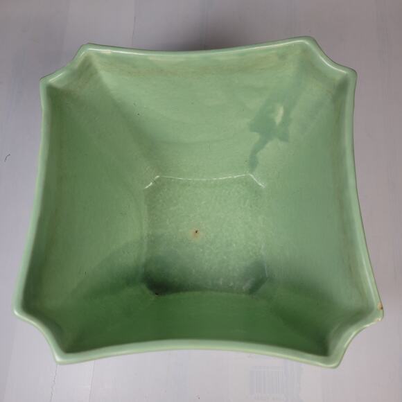 Vintage Haeger Pottery Planter Large, Mint Green Chip - Picture 2 of 7